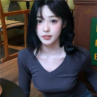 想被拥抱的12个女人